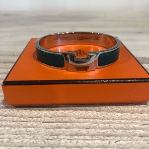 AUTH Hermès Green Clic H Silver Hardware Bracelet